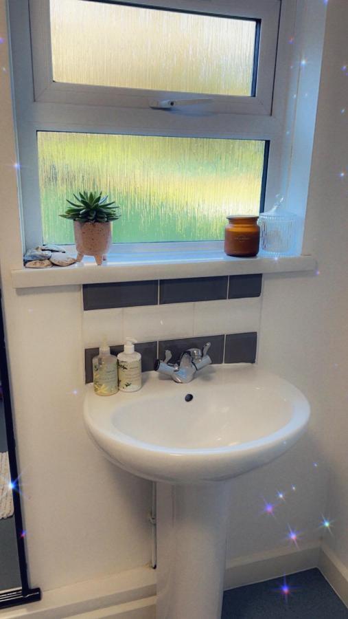 Stay In Woking With Benita Horsell Extérieur photo